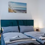 Altstadt-studio Frankenwall Apartman *
