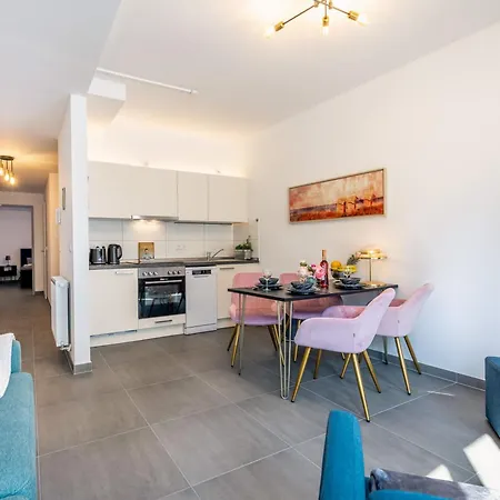 Daire Altstadt-studio Frankenwall *